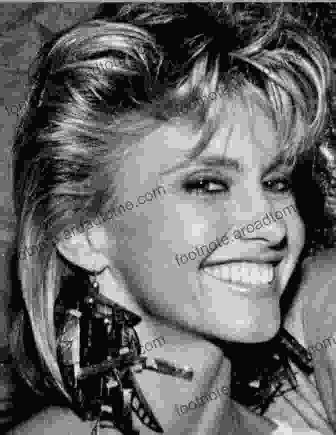 A Black And White Photograph Of Olivia Newton John Smiling And Looking Directly At The Camera Don T Stop Believin Olivia Newton John